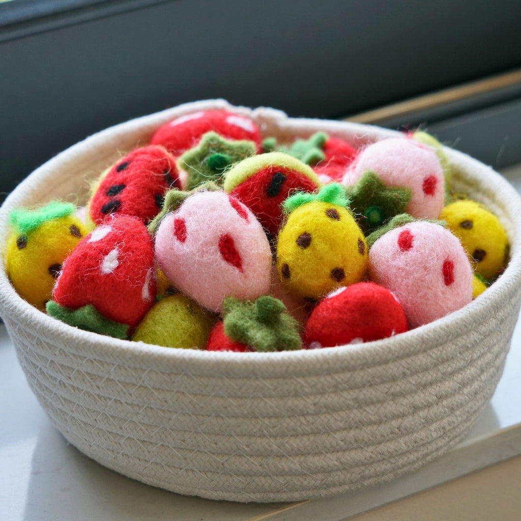 cat toy Blueberry Pet Handmade Wool Felt Cat Toy Set – 36-Piece Fruit-Inspired Collection 🐾 Bright, Colorful, and Fun for Playful Cats! 🐾